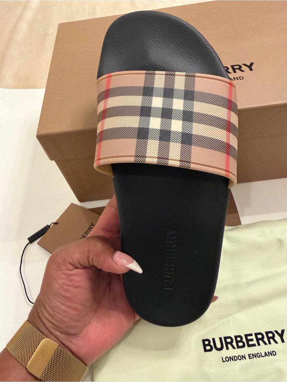 Burberry Women’s Beige Vintage Check Slide Sandals with Black Footbed - Picture 4 of 6